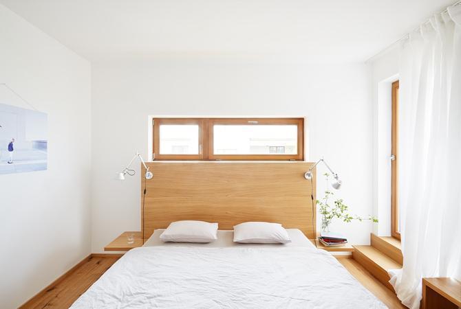 Spálňa v minimalistickom duchu