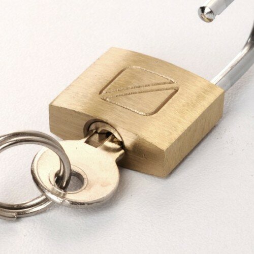 TravelBlue Mosadzný cestovný zámok 1ks (20mm) TBU020